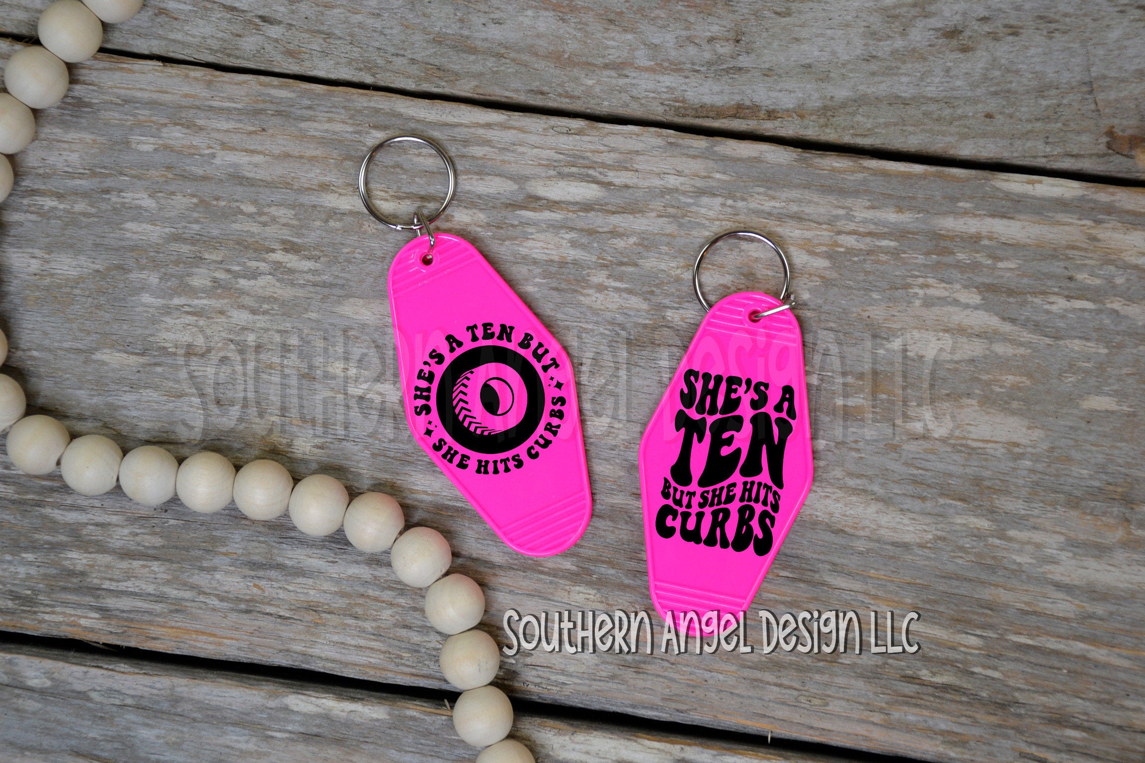 She’s A Ten But She Hits Curbs Vintage Motel Keychain Trendy Key Tag Homemade Funny Gifts for Her Pink Car Accessories